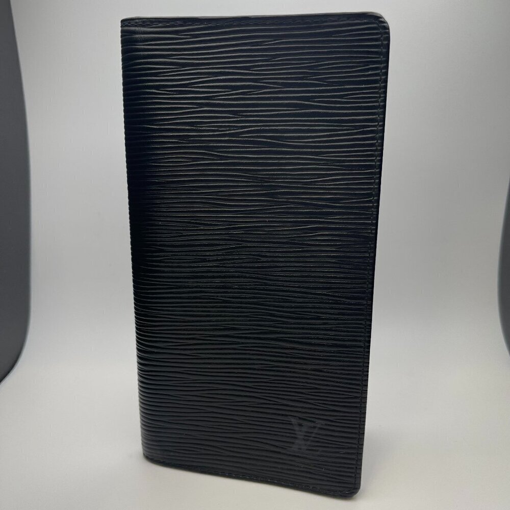 LOUIS VUITTON Vintage Epi Porte Cartes Credit Long Wallet, Black - Preowned